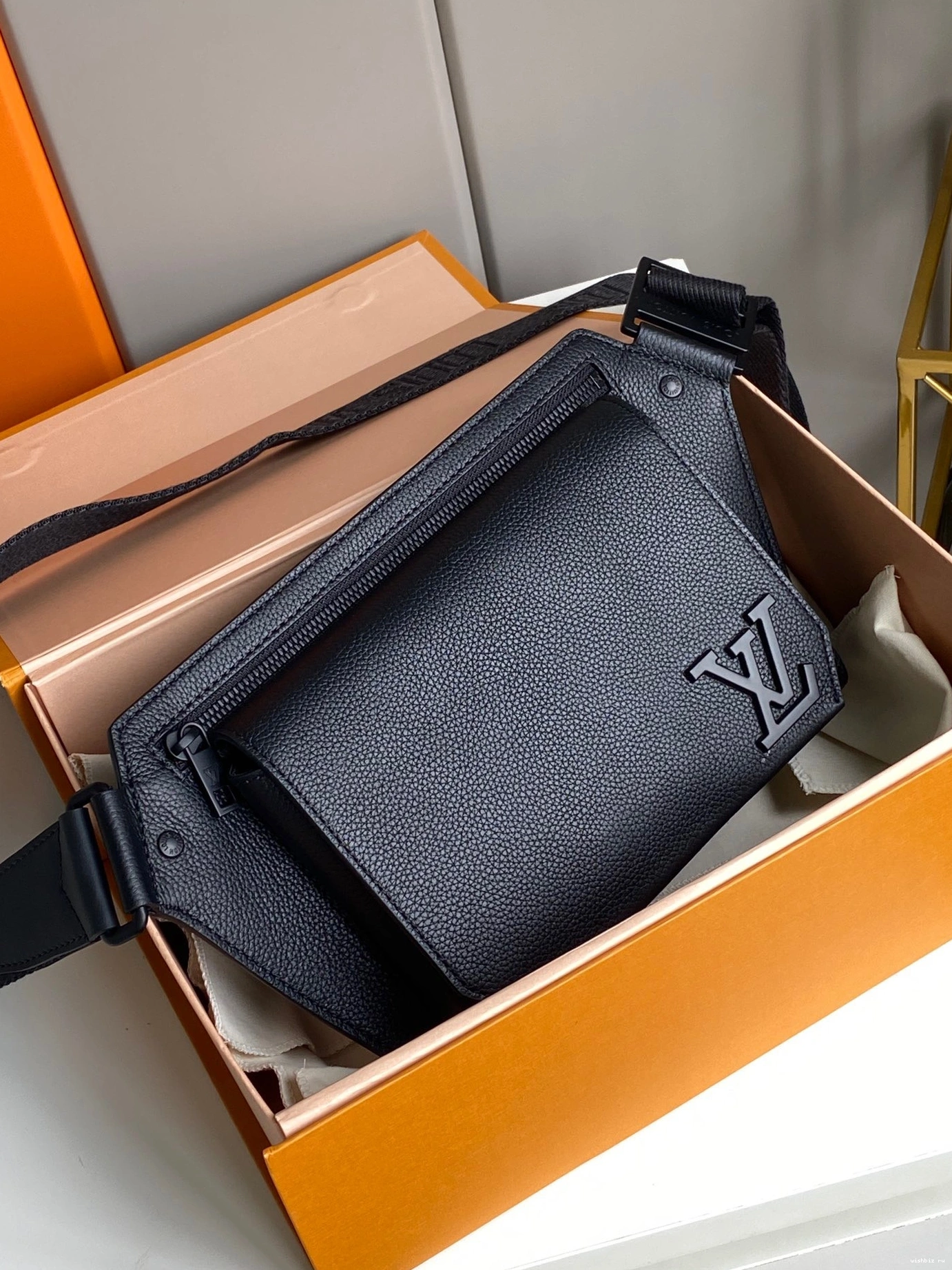 WIS SLINGBAG VUITTON LOUIS 0925
